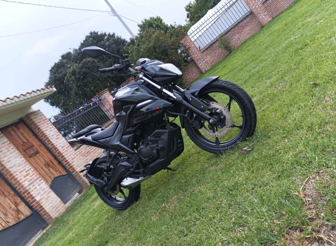 Italika  250z  Año 2024