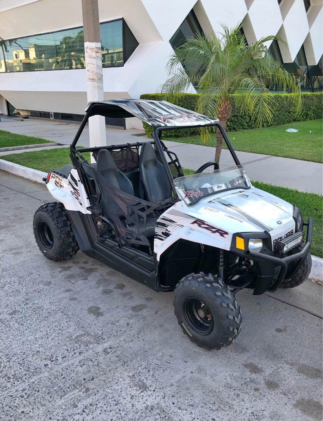 Polaris  Efi 200 RZR  Año 2018