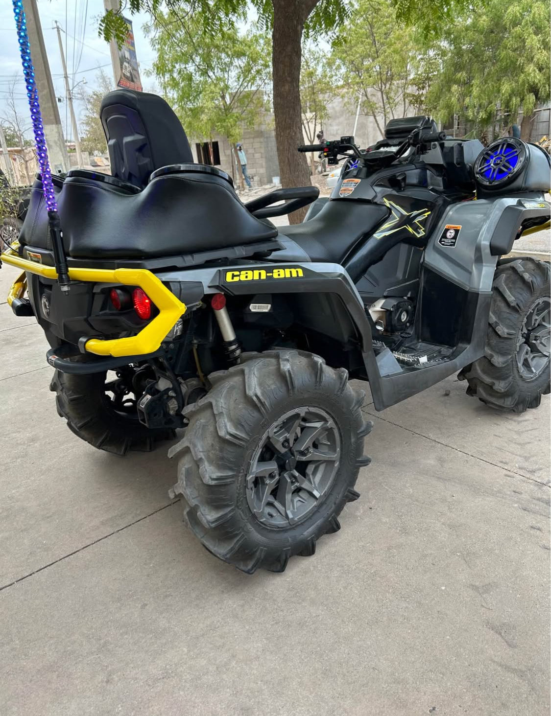 Can am  Outlander 100R  Año 2020