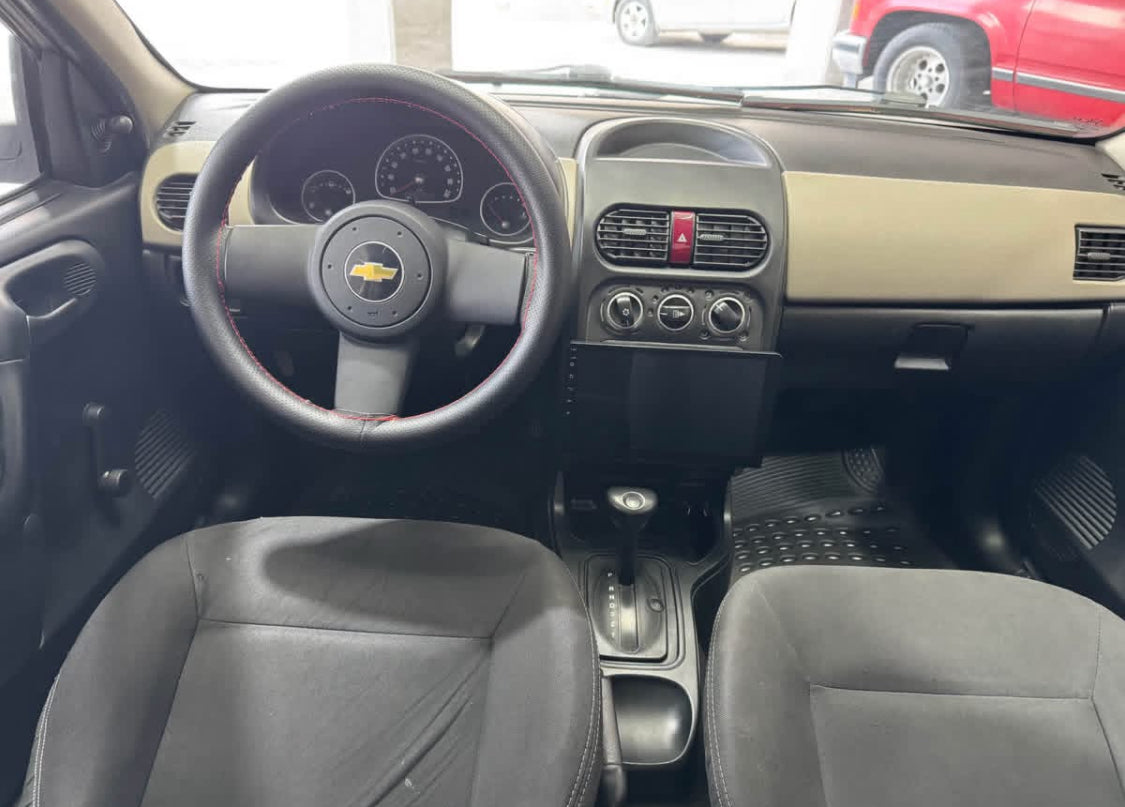 Chevrolet  Chevy AUT Año 2012