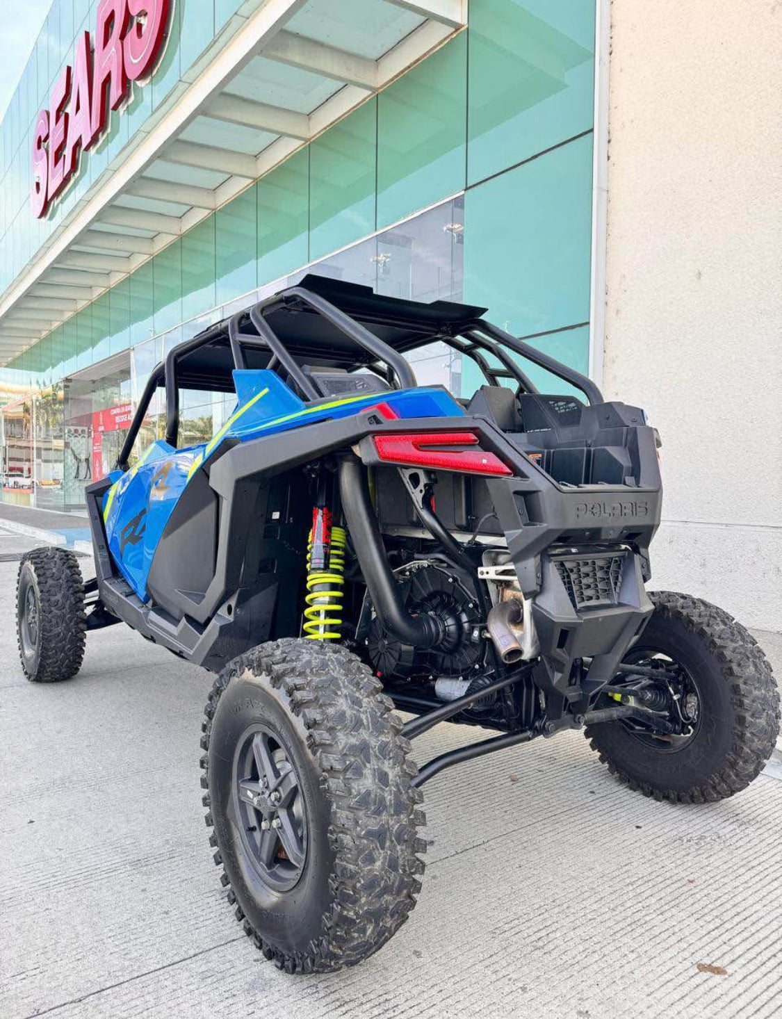 Polaris RZR  Turbo R Año 2024