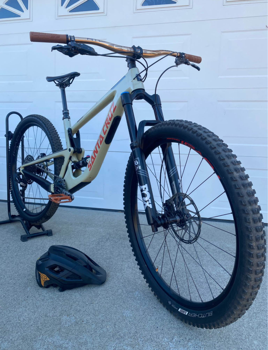 Santa Cruz  Hightower C  R 29  Año 2020