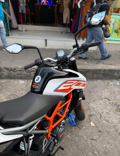 KTM  Duke 200 Año 2024