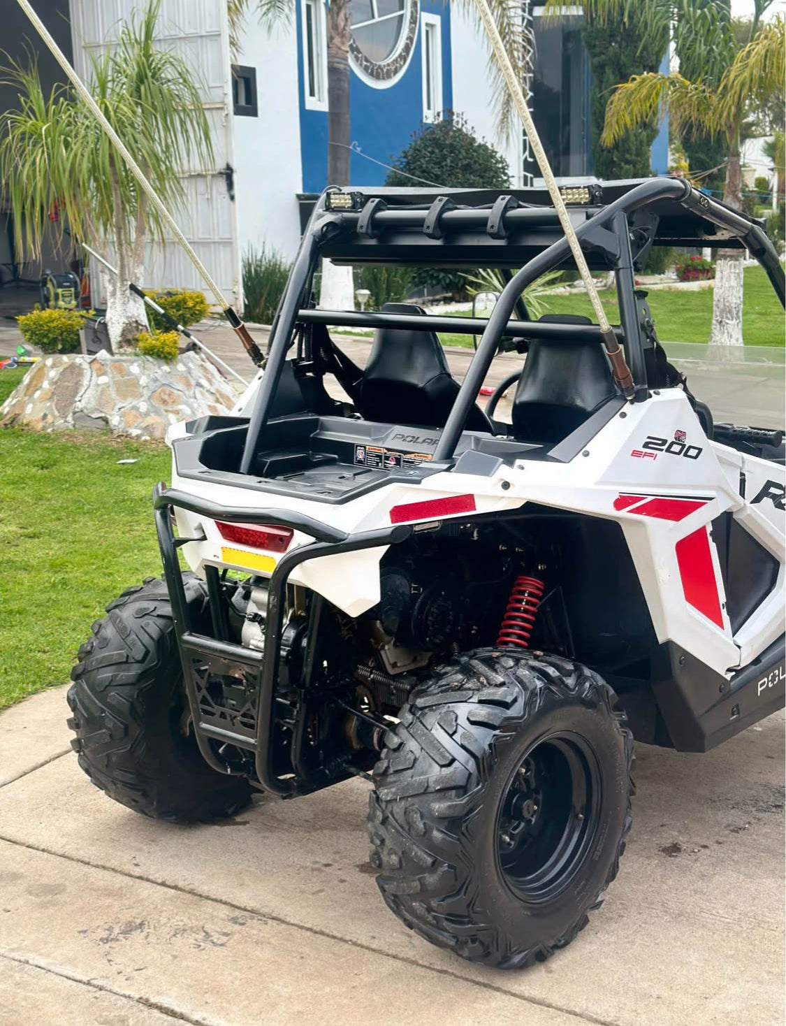 Polaris RZR Efi 200  Año 2023