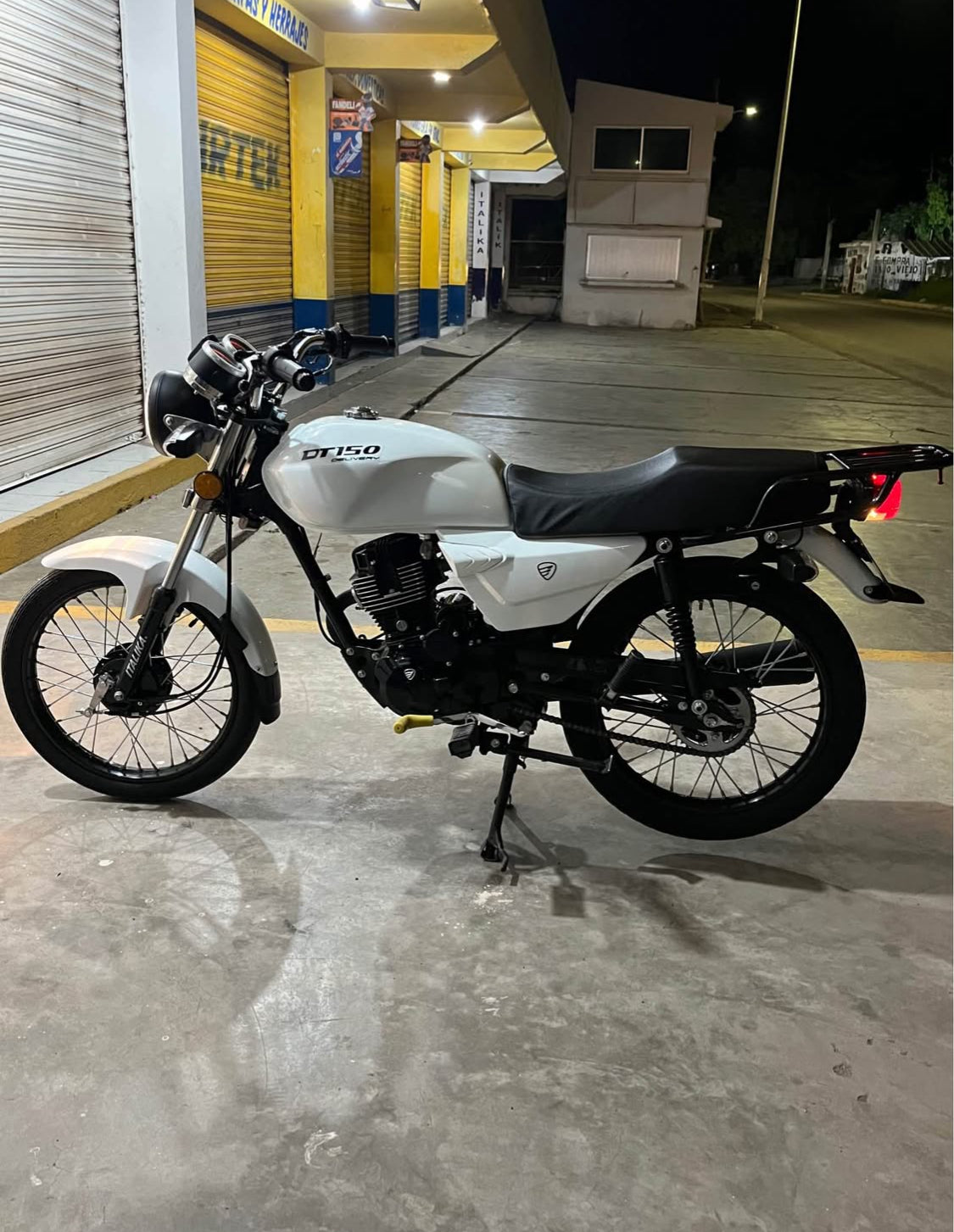 Italika  DT 150  Año 2023